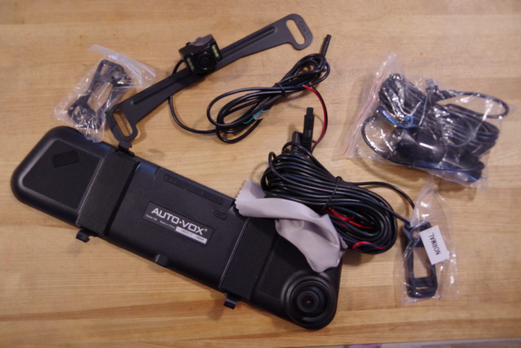 Get an Auto-Vox M6 backup camera and dashcam for $85.79 - CNET